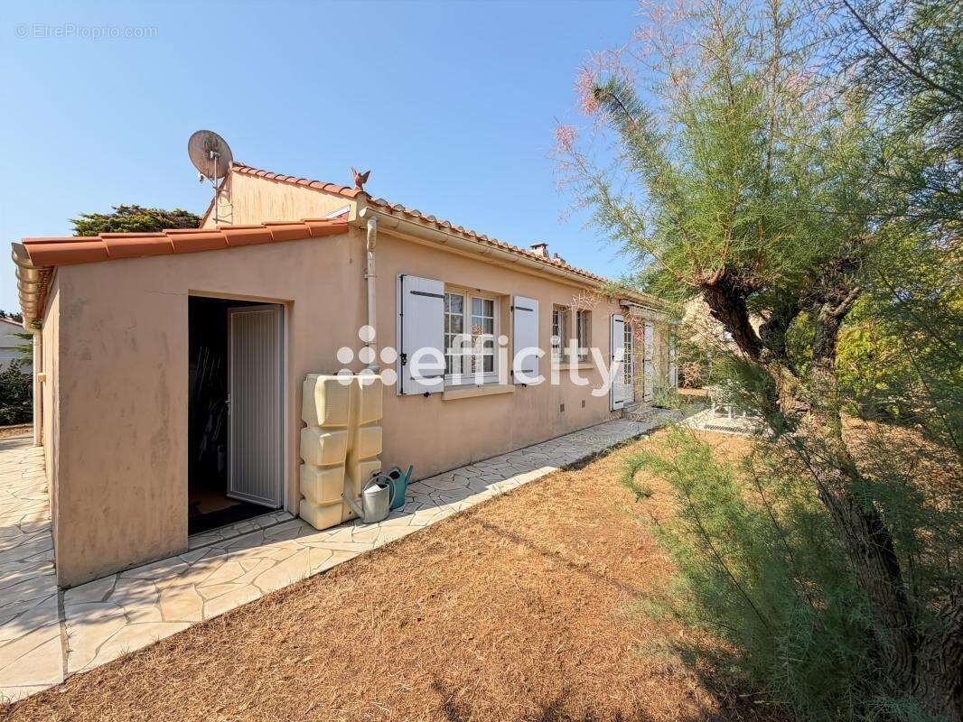 Maison 76 m² à Brem-Sur-Mer  - photo 11