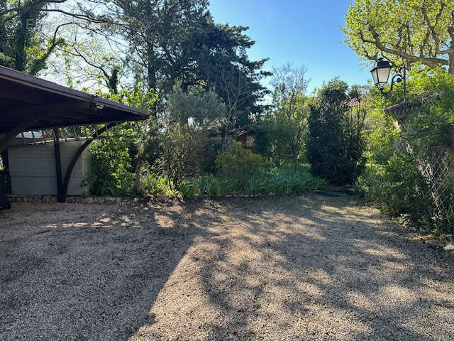 Maison à PERNES-LES-FONTAINES