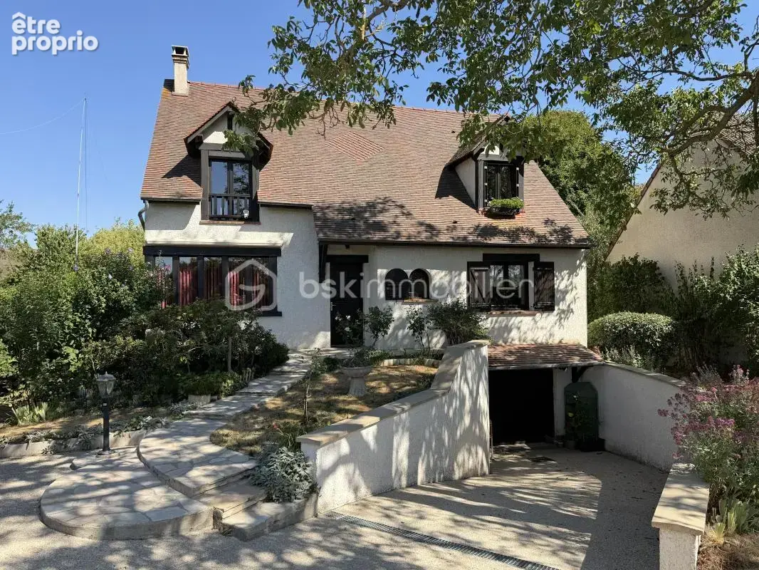 Maison à VERT-LE-GRAND
