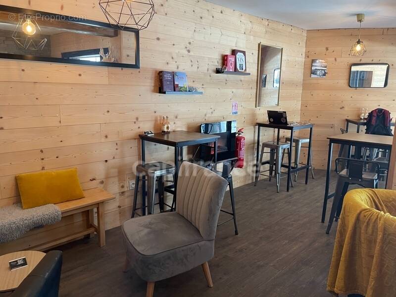 Commerce à VALLOIRE