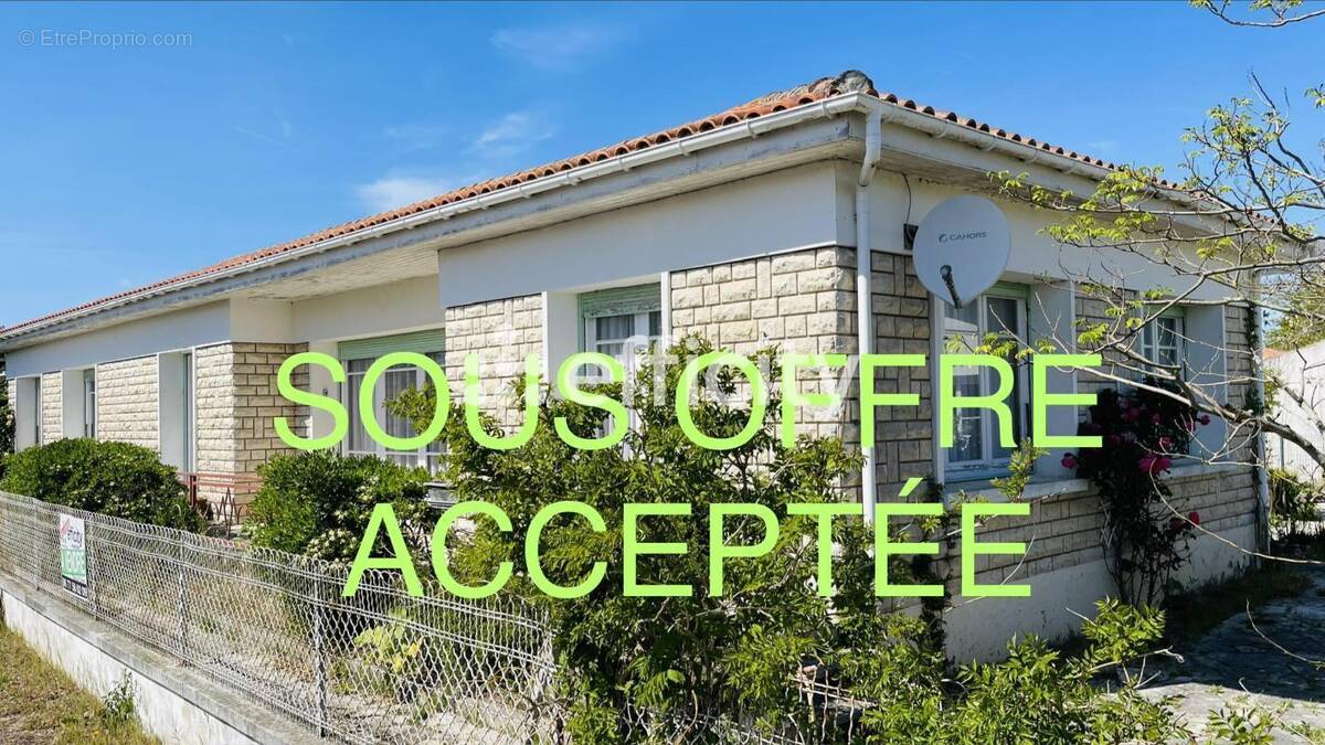 Maison à LA BREE-LES-BAINS