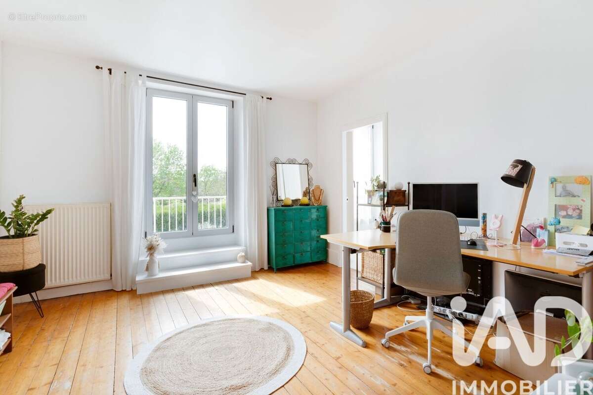 Photo 8 - Maison à MONTEVRAIN