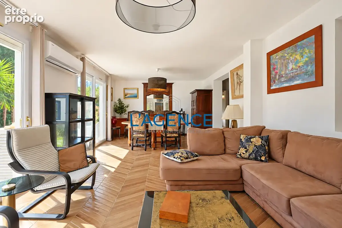 VILLA DE PLAIN PIED de 150 m2 avec jardin de 633 m2 en face de la mer . - photo 8