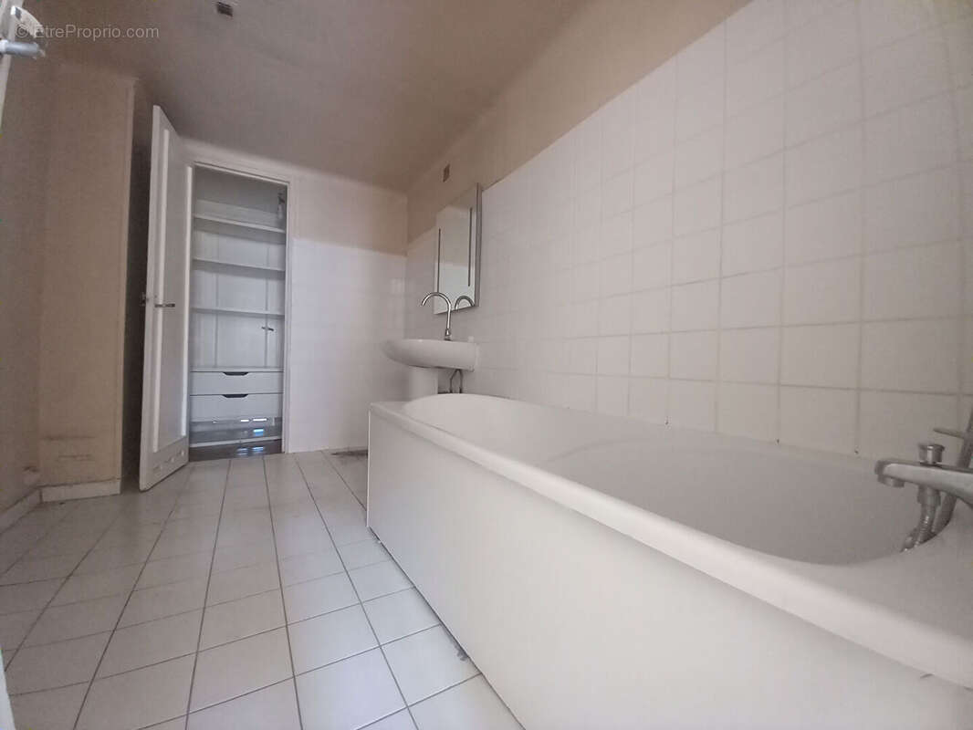 Le havre centre ville appartement f5 avec balcons - photo 11