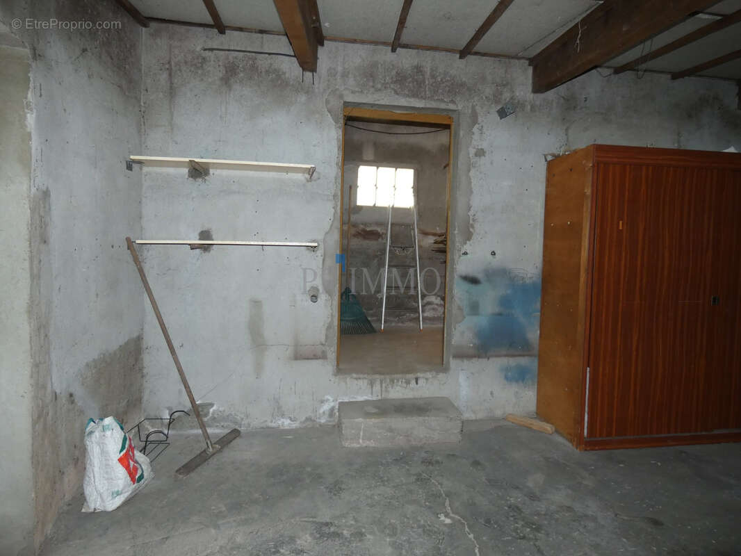 Appartement de plain pied sur 234 m2 de terrain avec garage et cave le thoronet - photo 16