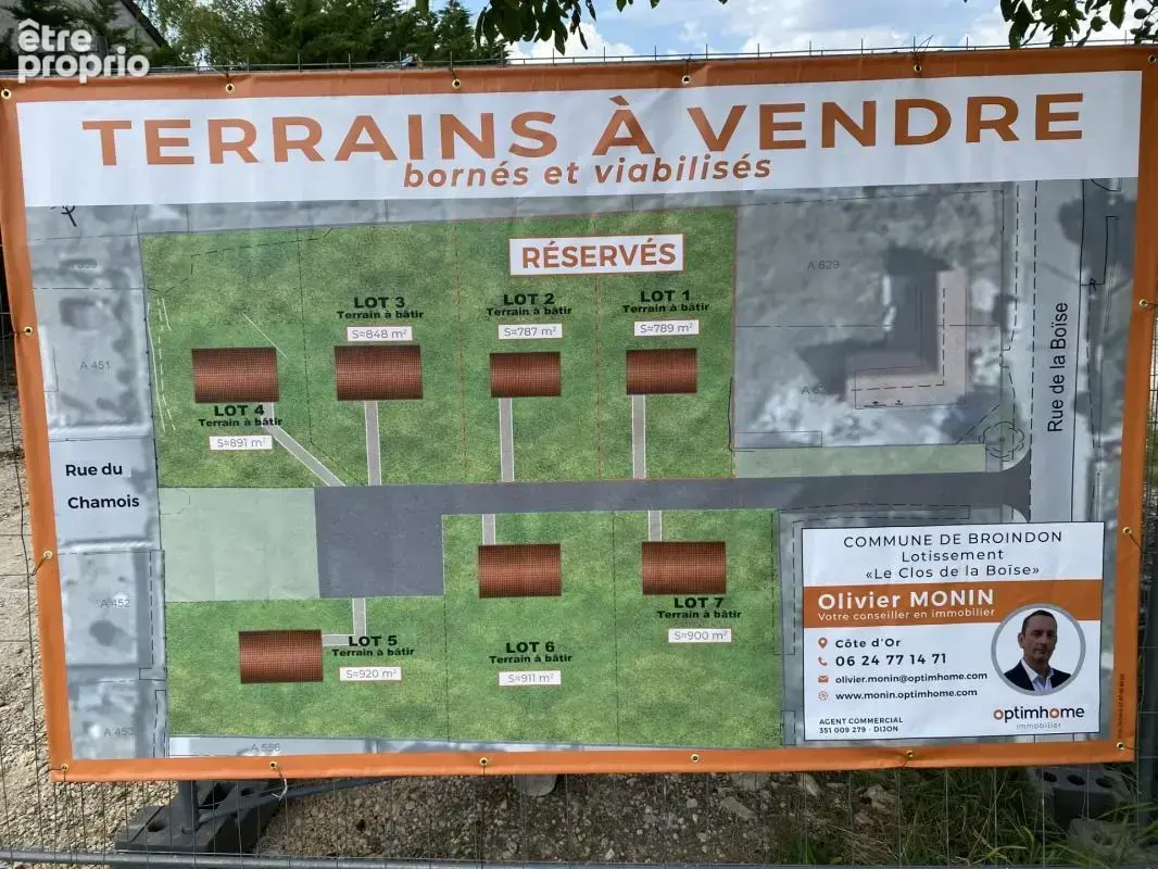 Au calme, cœur de village, terrain constructible et viabilisé de 911 m2 - photo 6