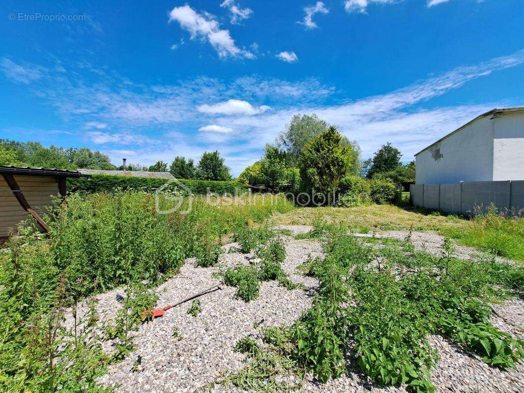 Maison avec garages et jardin a 5 minutes d'abbeville - photo 20