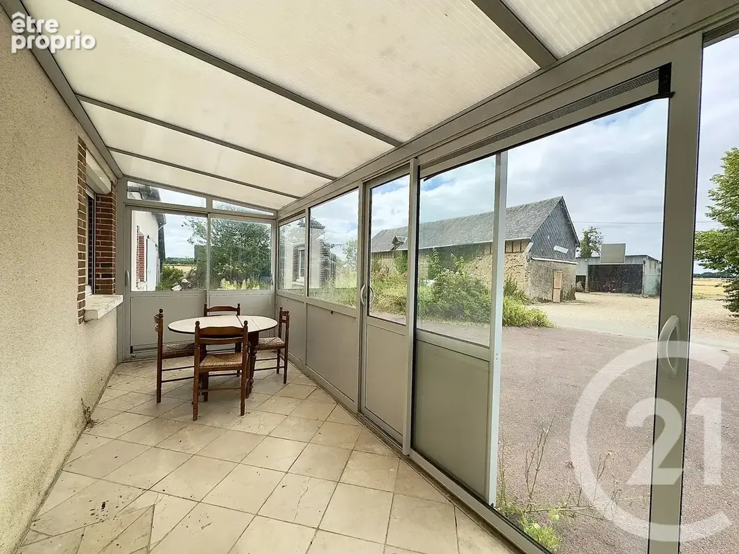 Maison 83 m² à Logron  - photo 8