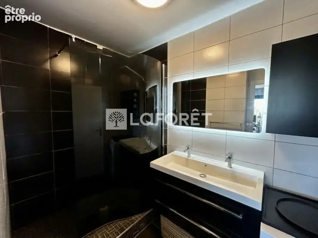 Saint Cloud 2P 40 m², balcon et vue Paris - photo 4