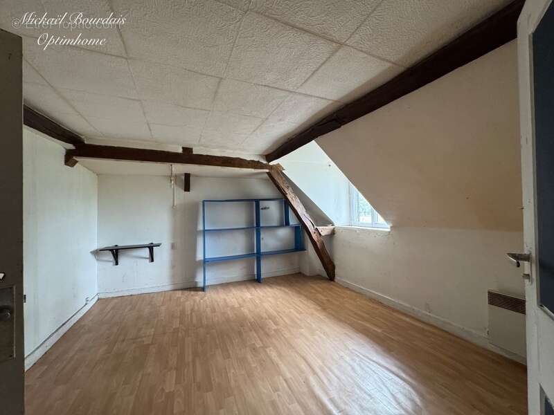 Maison à AVOISE