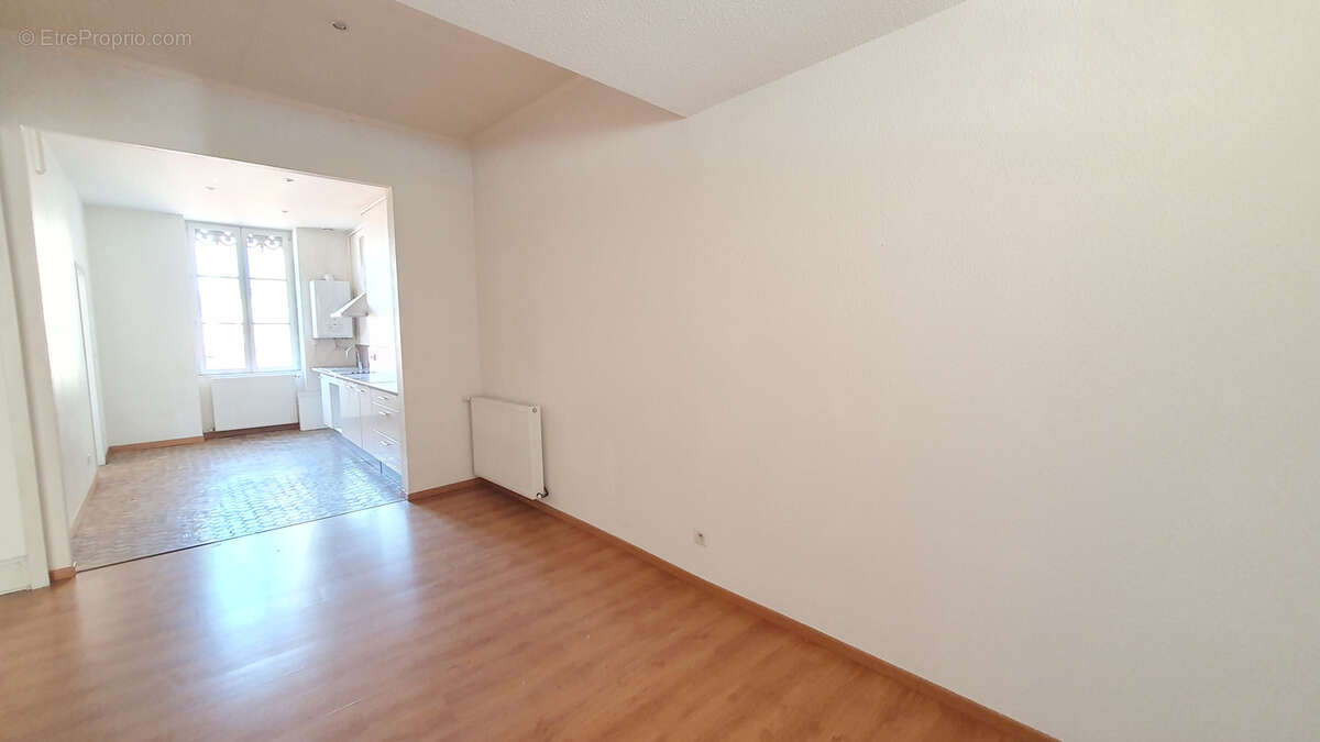 Appartement T3 traversant de 85,39 m2 avec vue exceptionnelle sur la Saône 69009 Lyon - photo 4
