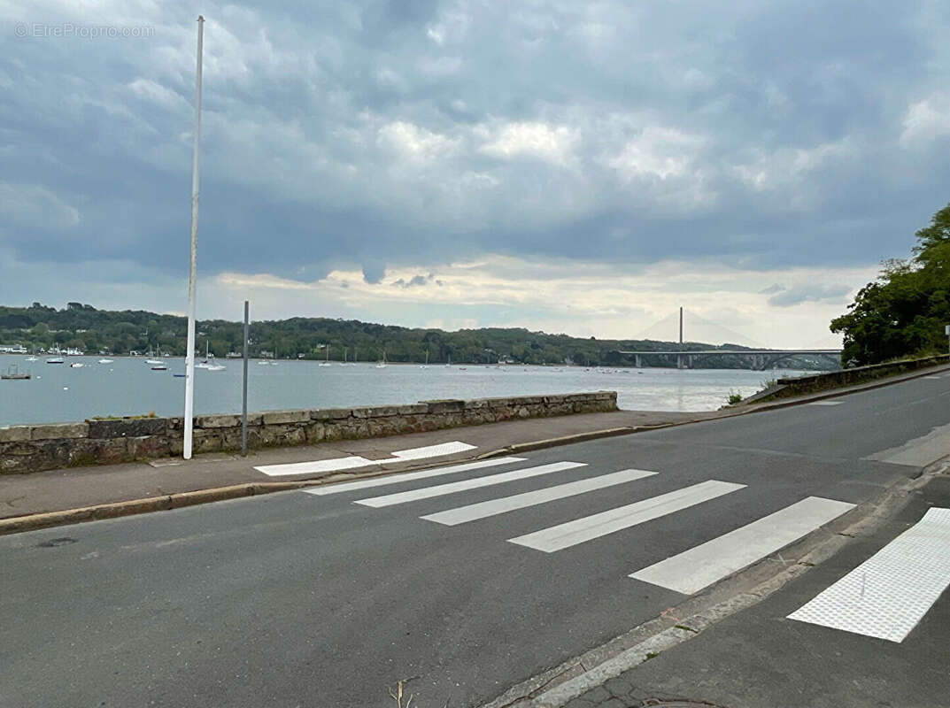 Maison à LE RELECQ-KERHUON