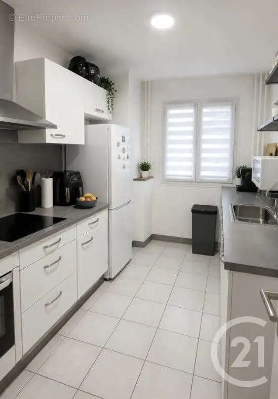 Appartement 61 m² à Saint-Maur-Des-Fosses  - photo 12