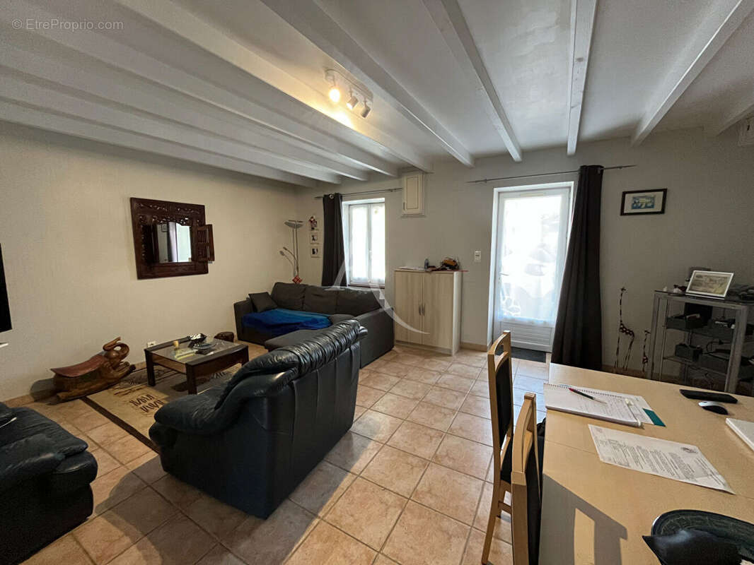 Maison 88 m² à Pissotte  - photo 3