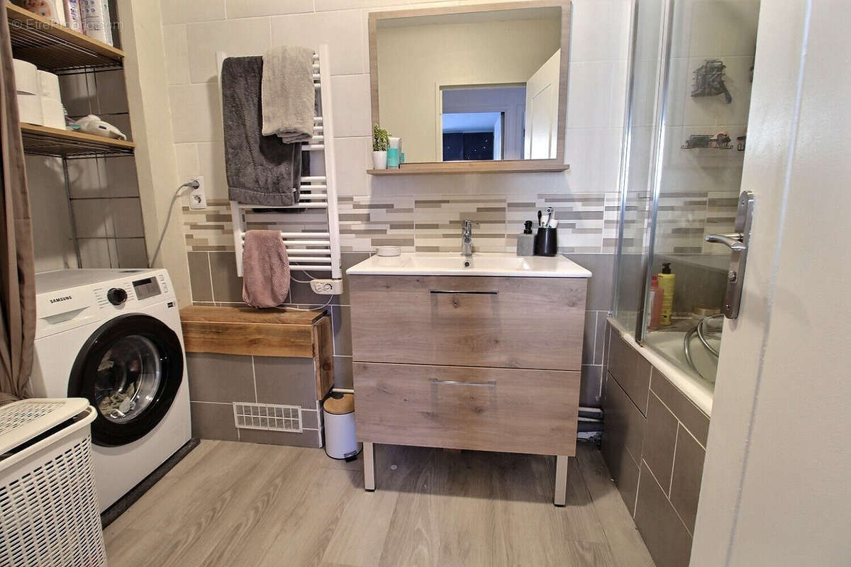 Appartement à ELANCOURT