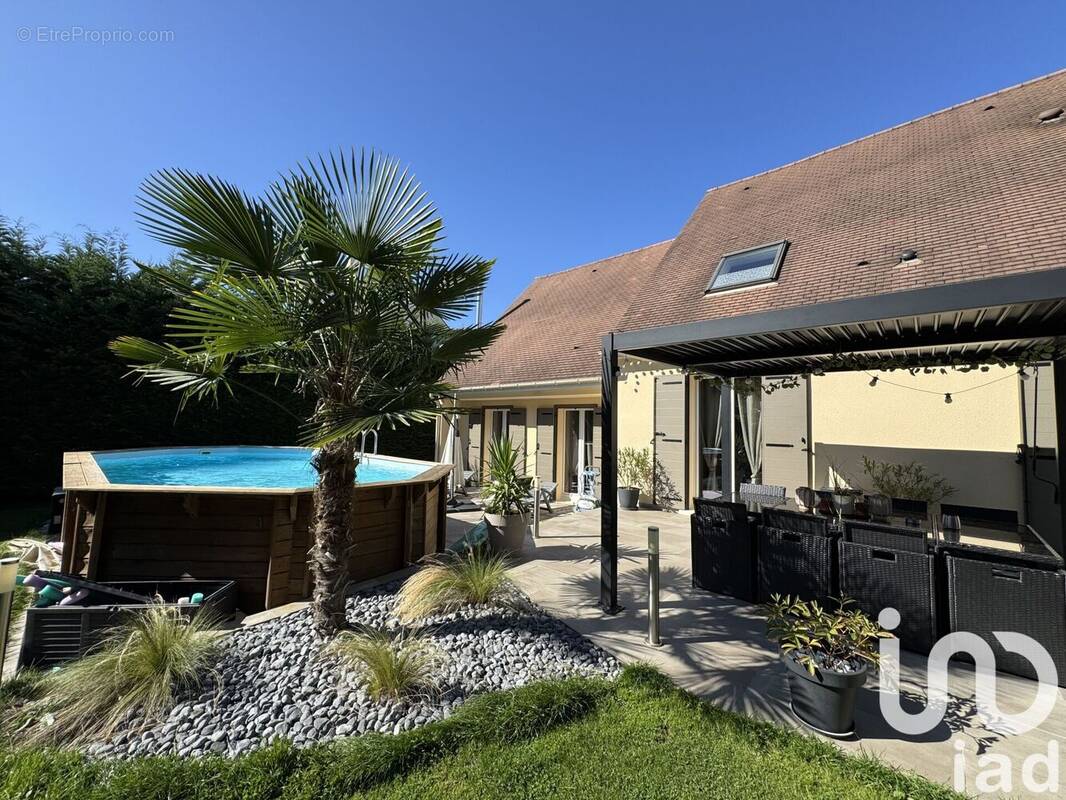 Photo 1 - Maison à LA QUEUE-EN-BRIE