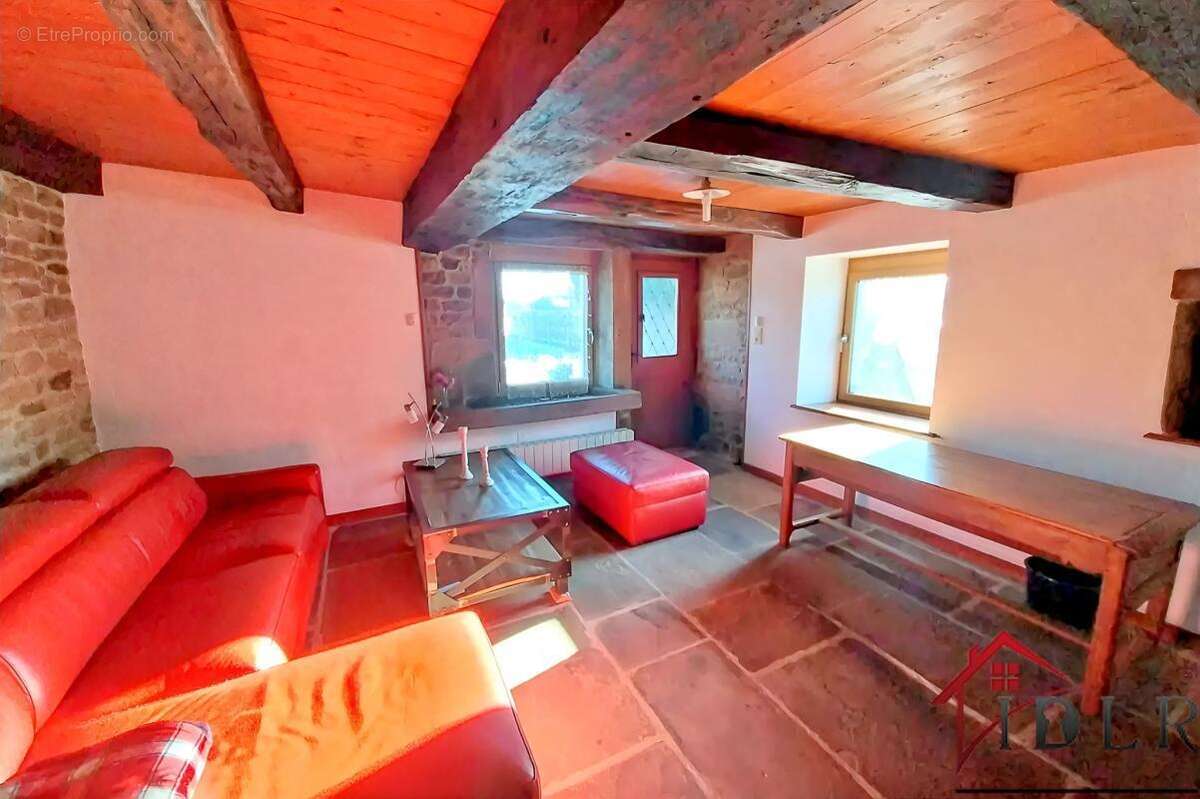 Ferme rénovée 215 m2 avec dépendances à Esboz Brest - photo 14