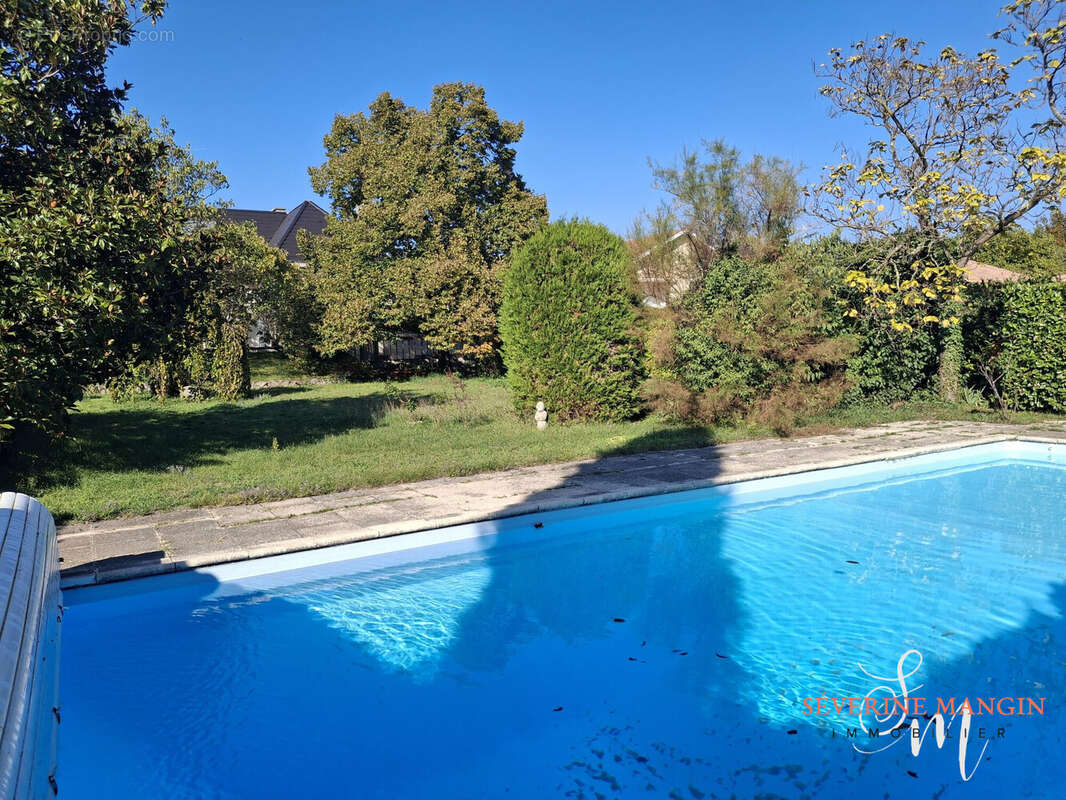 Maison à ROMANS-SUR-ISERE