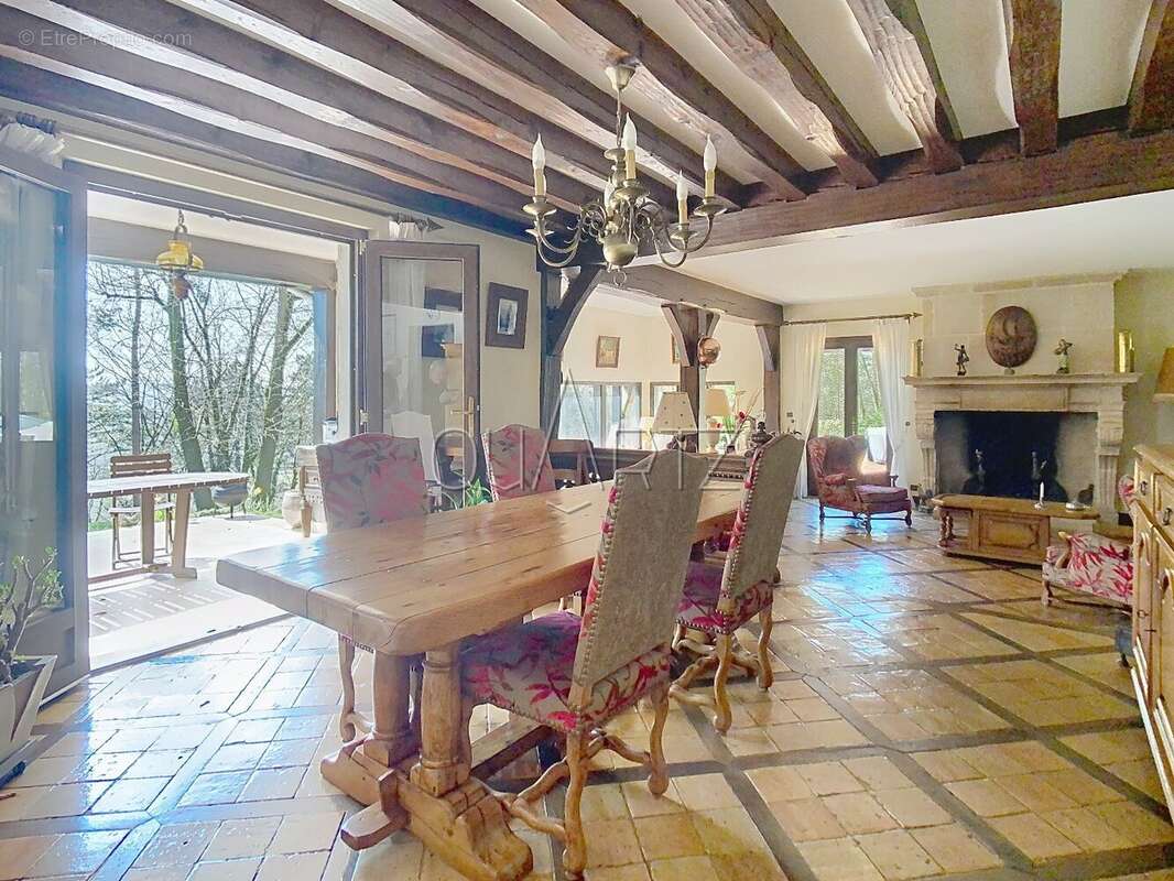 Maison à PACY-SUR-EURE