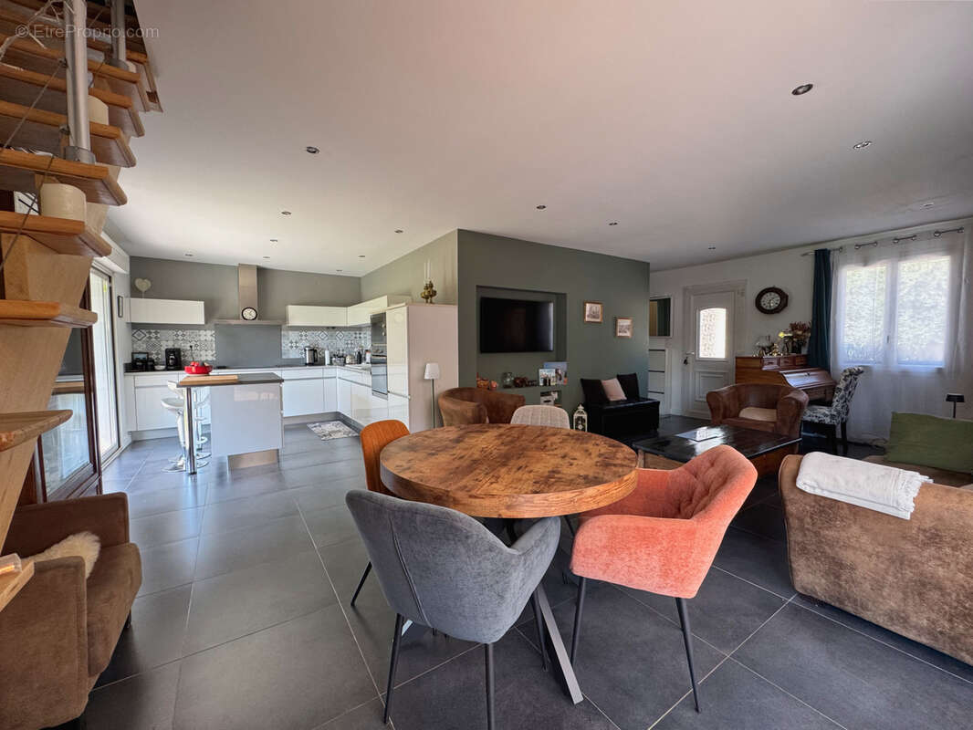 Maison à DRAGUIGNAN