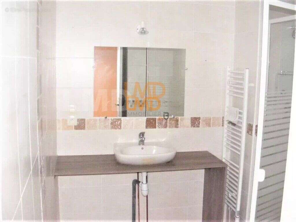 Appartement à AUBIN