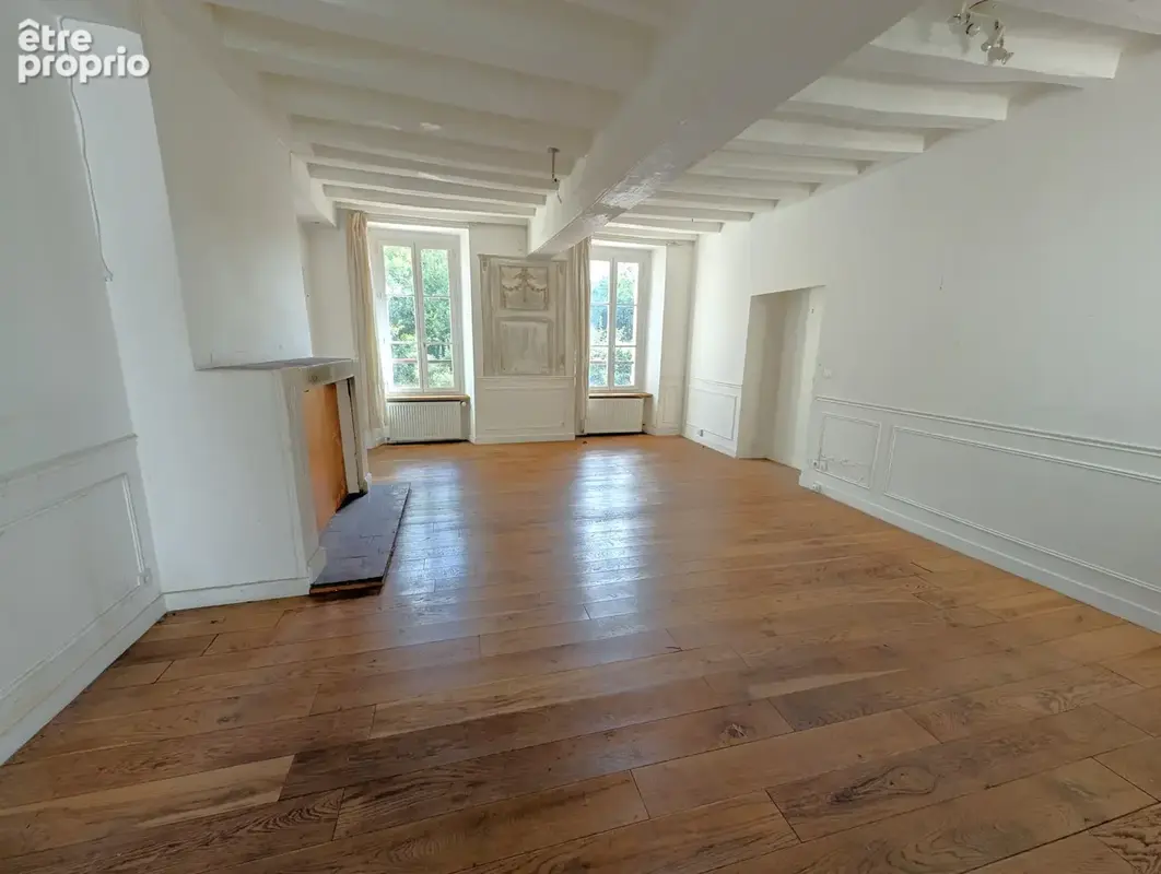 Maison ancienne avec 5 chambres au centre de la Ferté Loupière de 192m2 habitables sur jardin de 280m2 et jard - photo 5