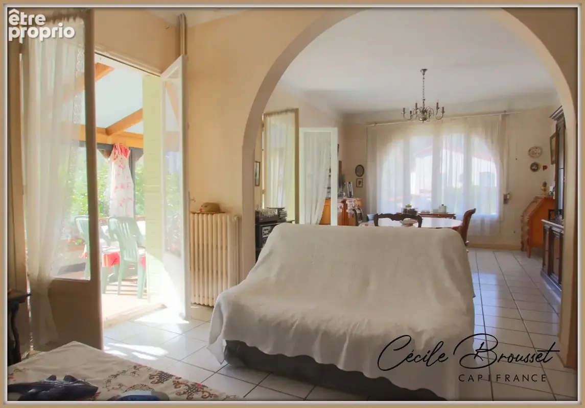 Villa 4 faces pleine de charme et de potentiel à AMELIE LES BAINS PALALDA (66) - photo 5