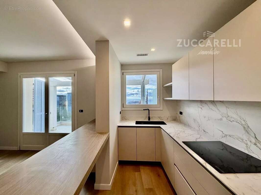 Appartement à ROQUEBRUNE-CAP-MARTIN