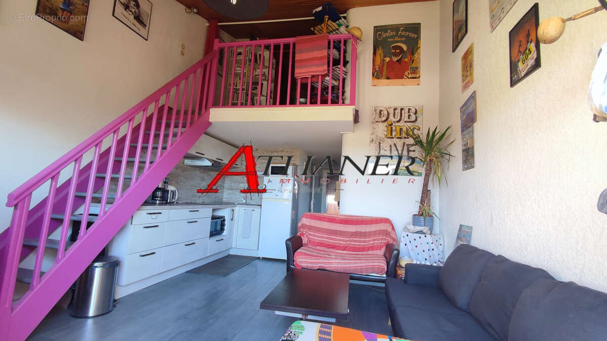 Appartement t3 + mezzanine, parking - canet port - photo 11