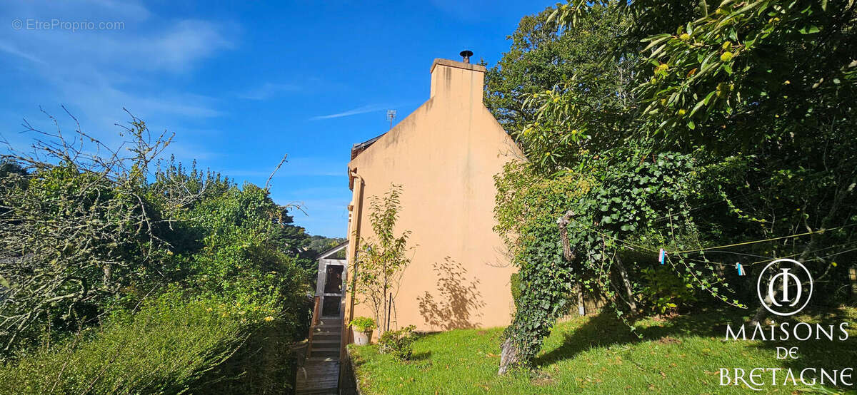 Maison à PONT-AVEN