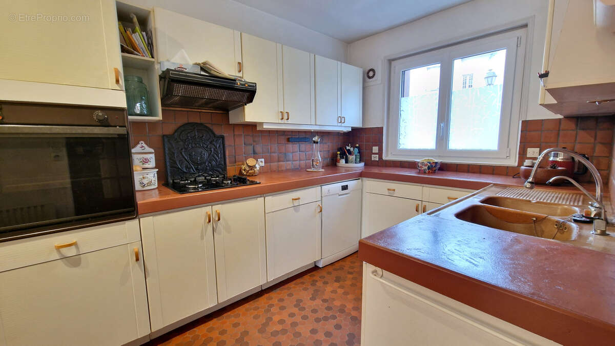 Maison à MARLY-LA-VILLE