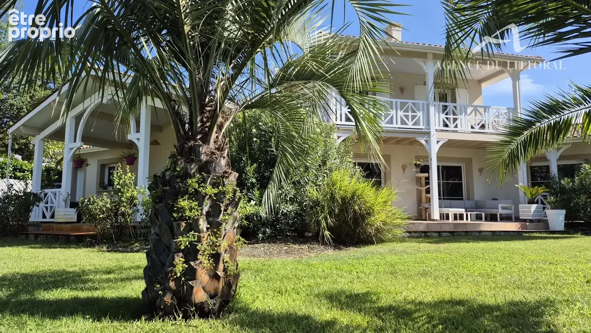 Photo Maison à Andernos-Les-Bains au prix de 879 000€