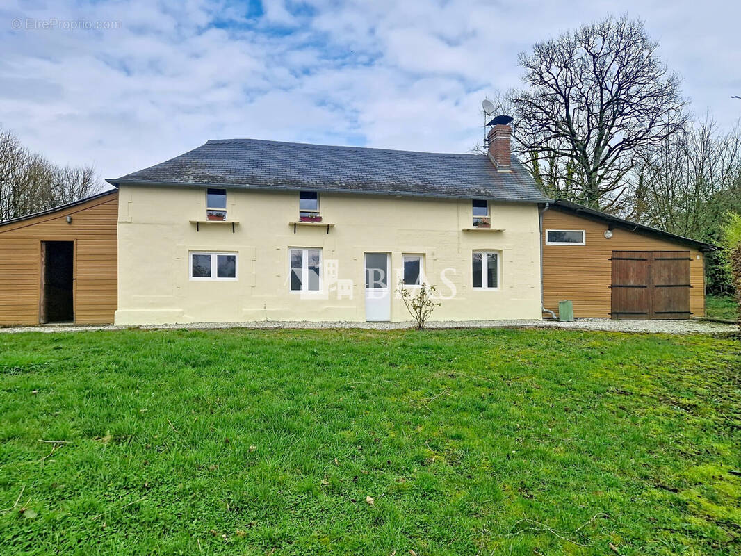 Maison à PONT-L'EVEQUE