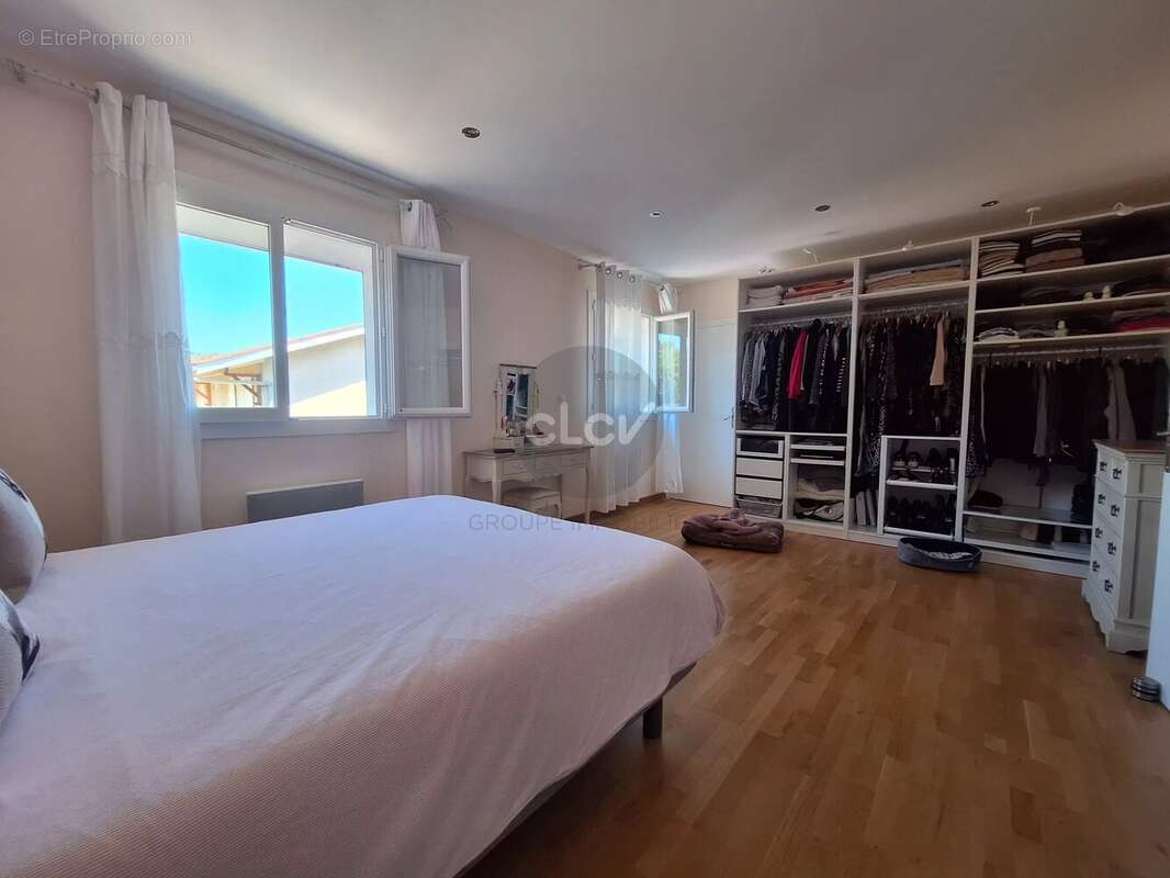 Maison à CHASSE-SUR-RHONE