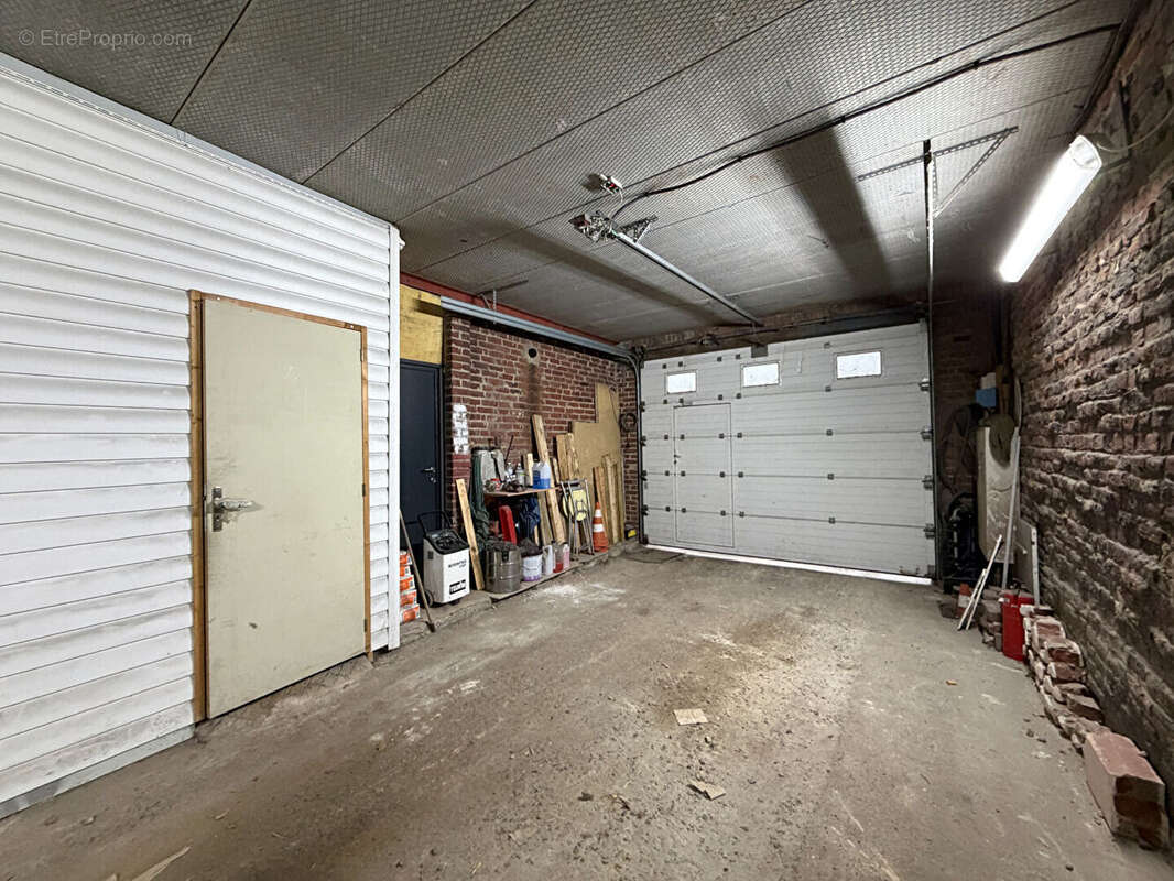 Commerce à LALLAING