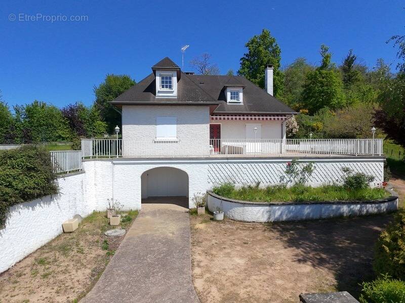 Maison à CHAUFFAILLES
