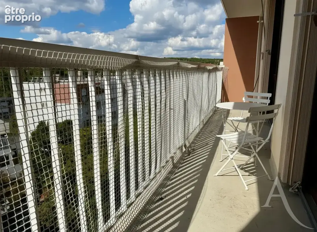 Appartement à CHAVILLE