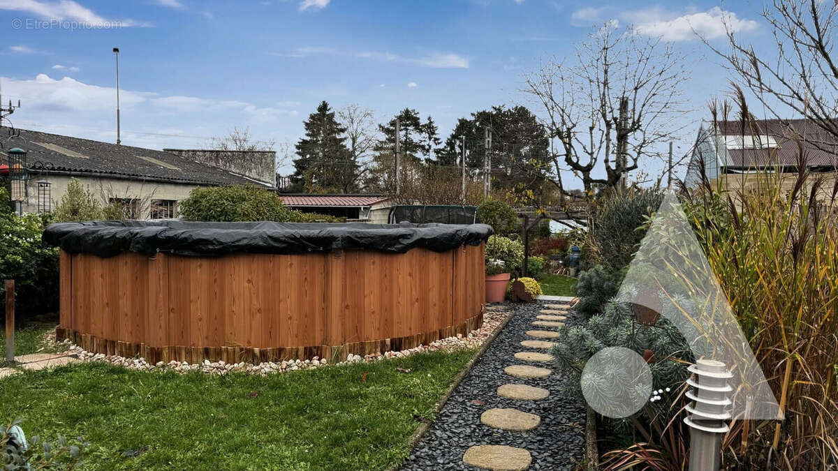 Maison à CREPY-EN-VALOIS