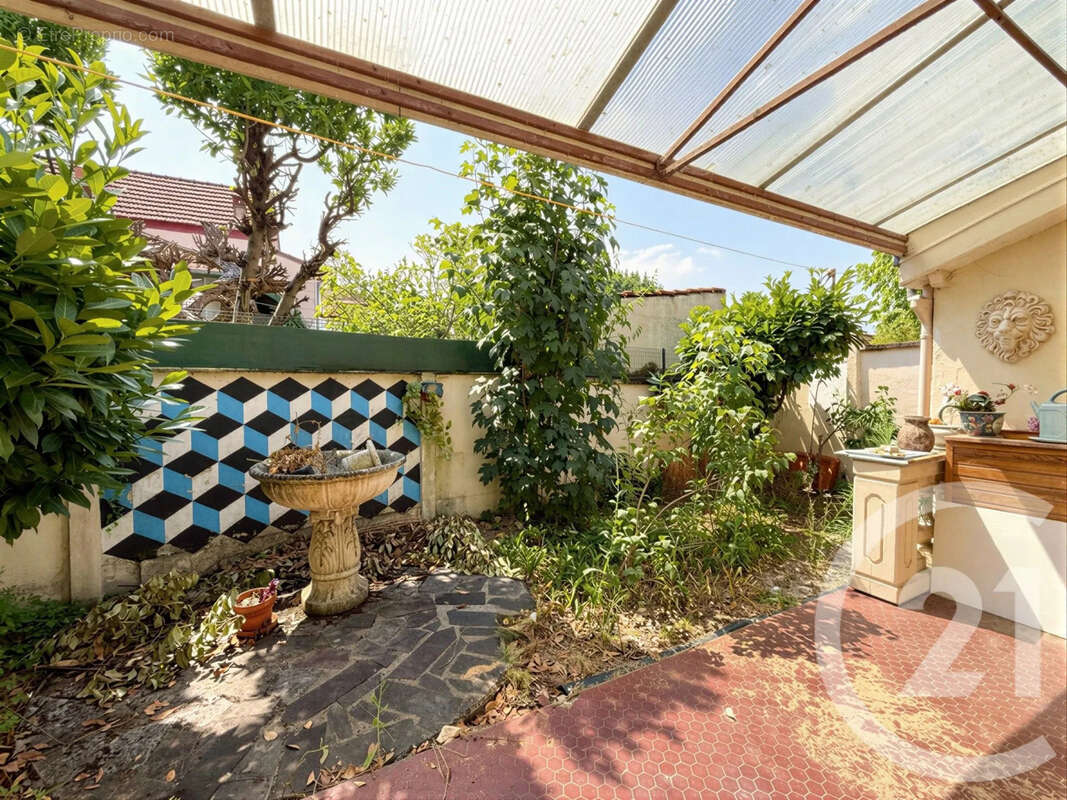Maison 83 m² à Begles  - photo 12