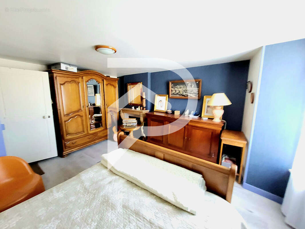 Maison  7 pièce(s) CHAMPSEVRAINE - photo 13