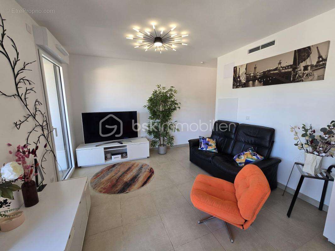 Appartement à CARRY-LE-ROUET