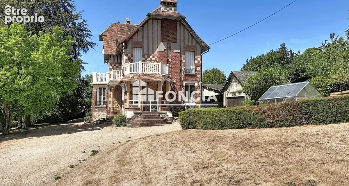 Maison à SAINT-CYR-DU-RONCERAY