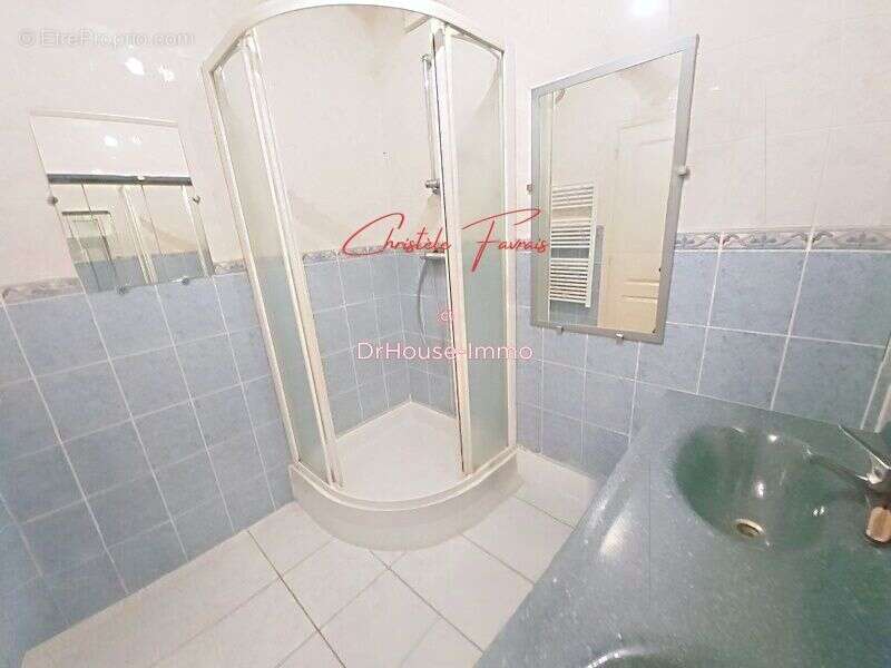 Maison à SAINT-GERMAIN-EN-COGLES