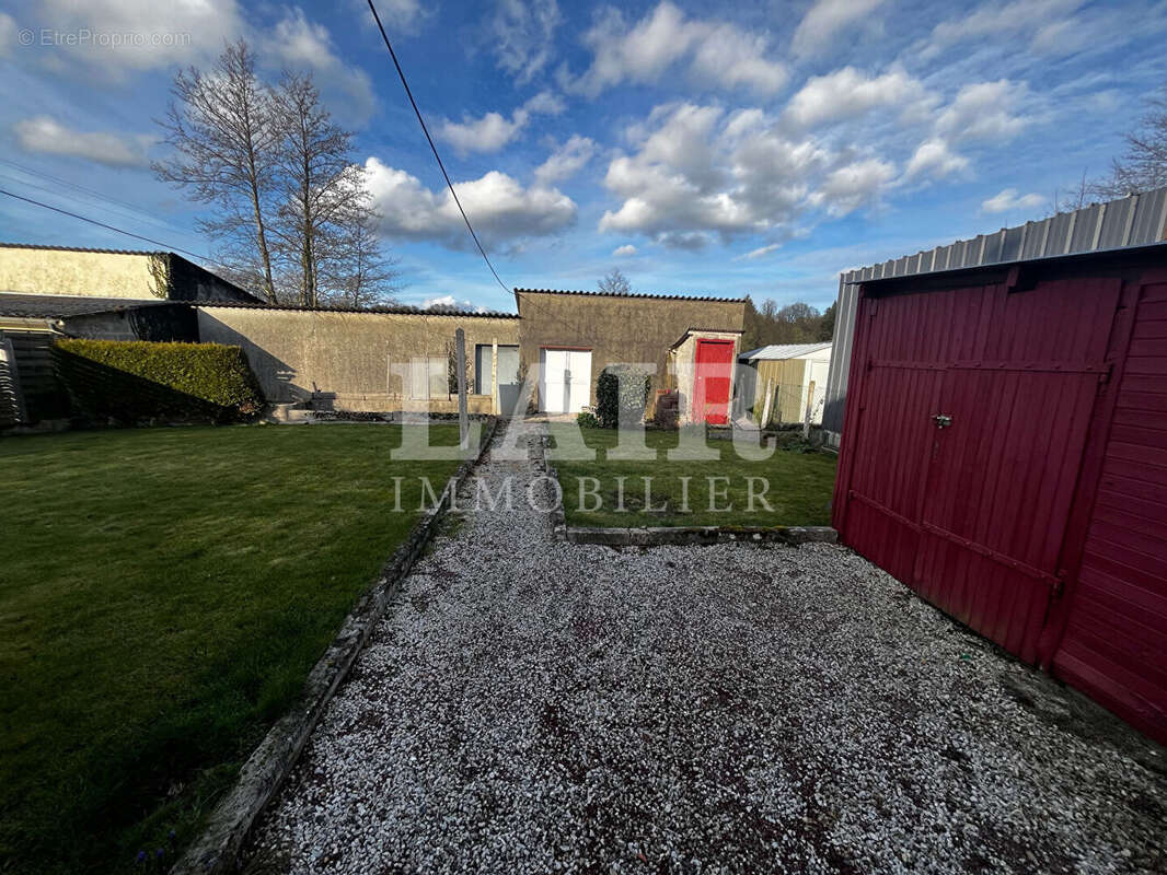 Maison à LA FERRIERE-AUX-ETANGS