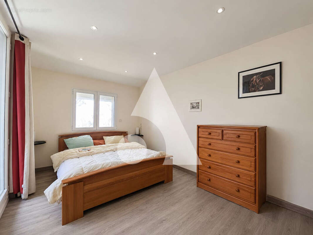 Maison à LA FRETTE-SUR-SEINE