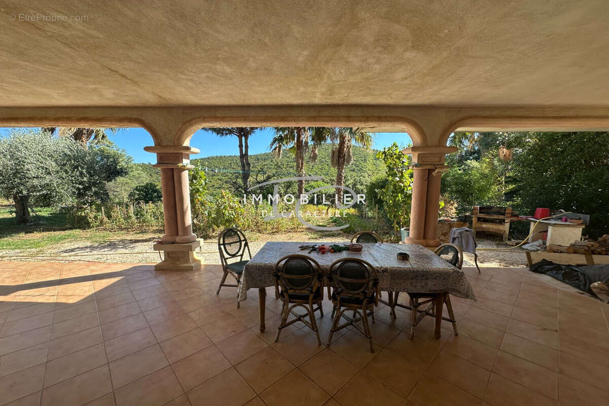 Maison à CAVALAIRE-SUR-MER