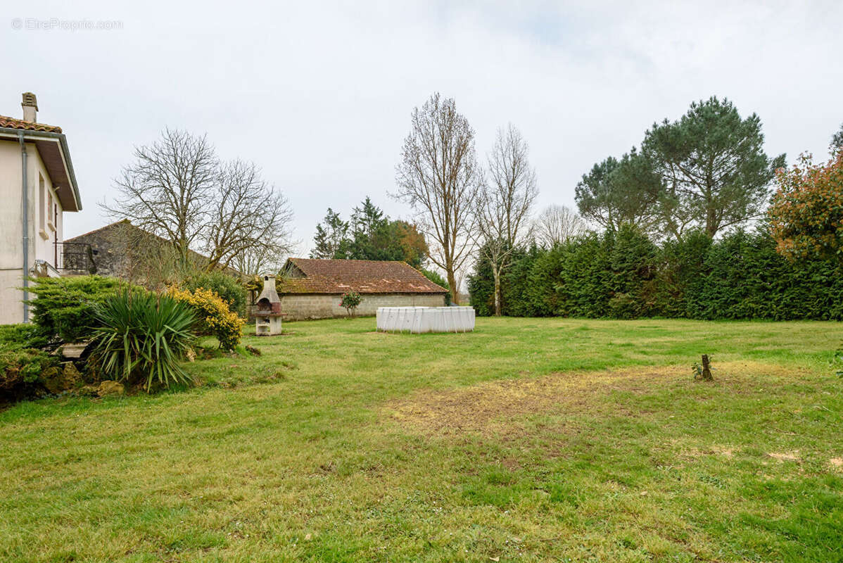 Maison à ROQUEFORT