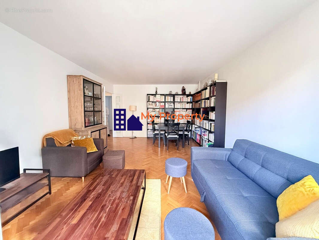 Appartement à HOUILLES