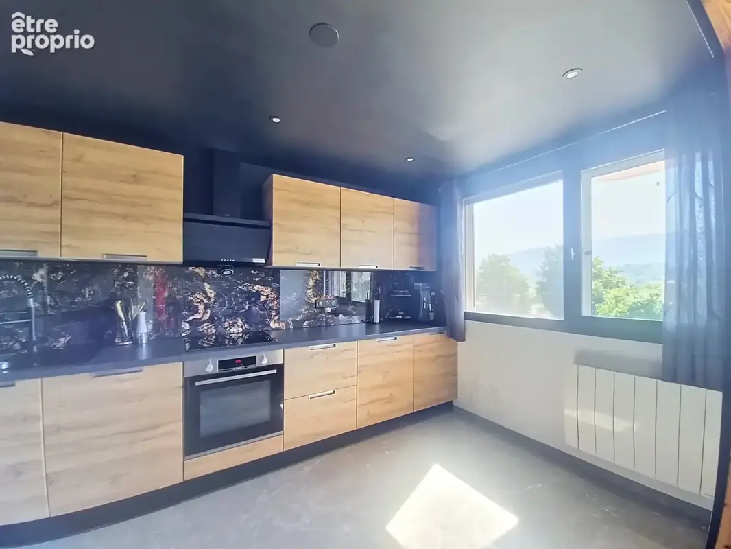 Montmélian - Exclusivité - Appartement T2 rénové avec gout - photo 5