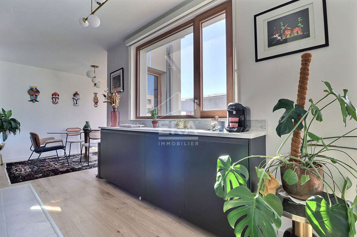 Appartement à SAINT-DENIS